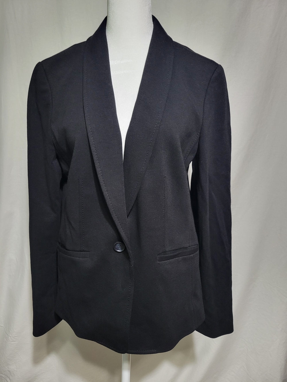Talbots Women's Size 10 Black Notch-Lapel Single-Button Blazer